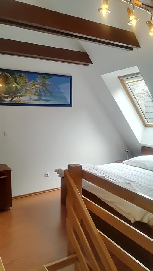 Fatrapark 1 U Sovicky Studio, Kuchynka, Kupelna,S Balkonom Gratis Parkovanie V Podzemnej Garazi Ruzomberok Eksteriør billede